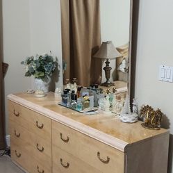 Dresser  With Mirror, 2 Small Nightstands And Queen Size Bed Frame