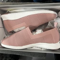 WOMEN SHOES 
