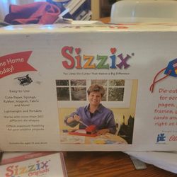 Sizzix Craft Machine and 4 Dies NEW 