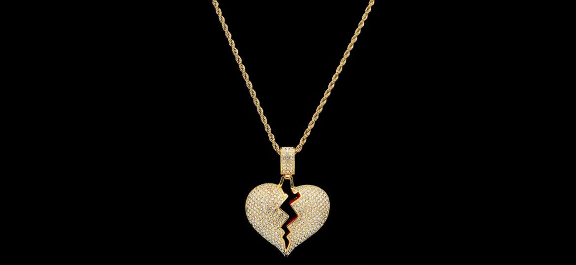 heartless pendant with 18k gold plated rope chain