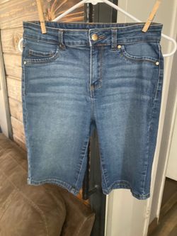 Women's Medium Wash Denim Bermuda Shorts