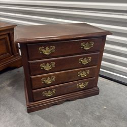 Small Bureau 