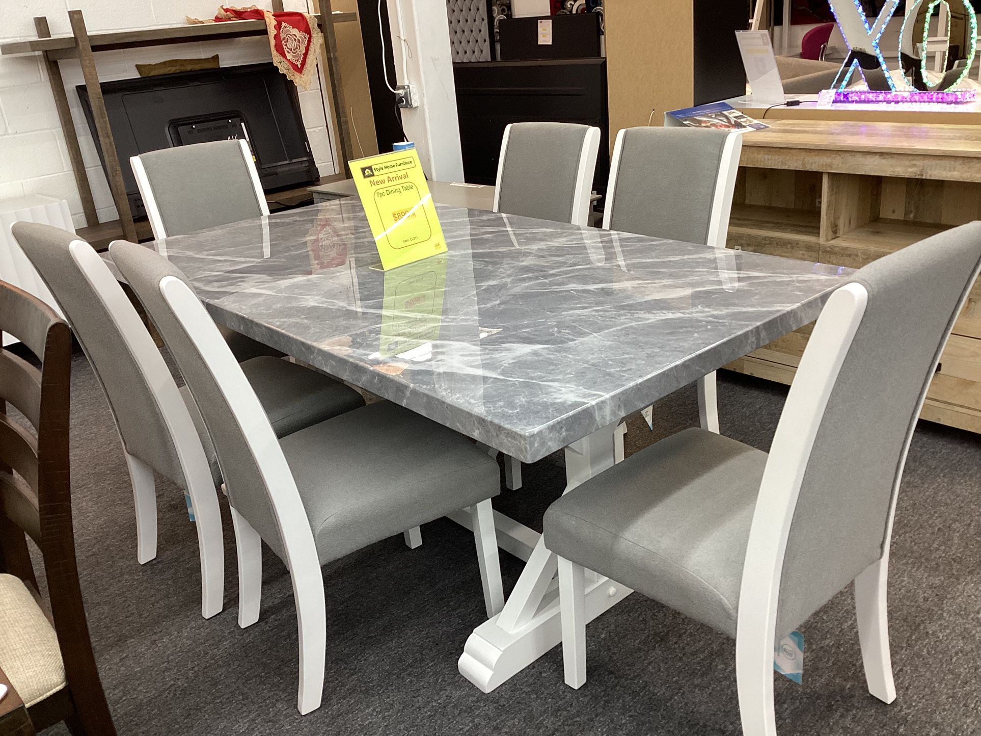 7 Pc Dinning Table $899.99