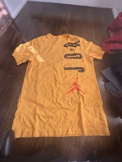 Jordan Shirt Size M 