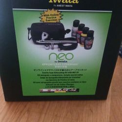 Iwata Neo Airbrush  Kit Brand New
