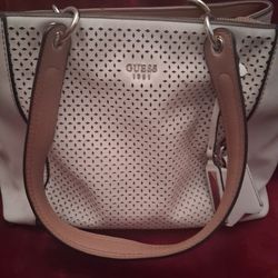 Classic Guess handbag