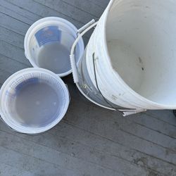 mixing buckets