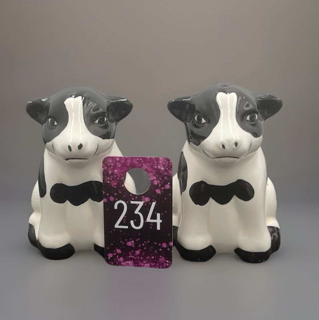 Cow Salt And Pepper Shakers