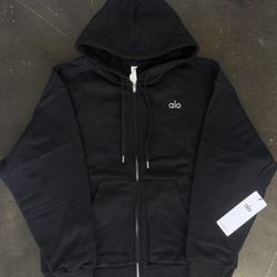 Alo Yoga Jacket 🔥 | Stylish & Comfortable | Great Condition
