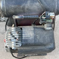 Air compressor with 100 feet of hose