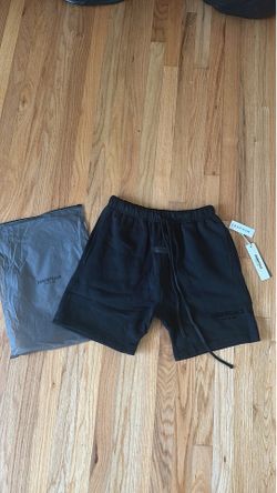 Black Essentials shorts