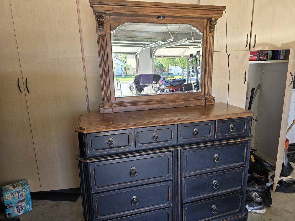 Ashley Solid Wood Bedroom Furniture