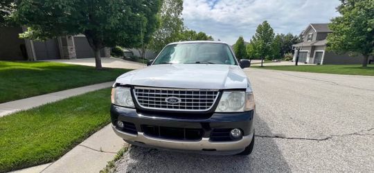 2005 Ford Explorer