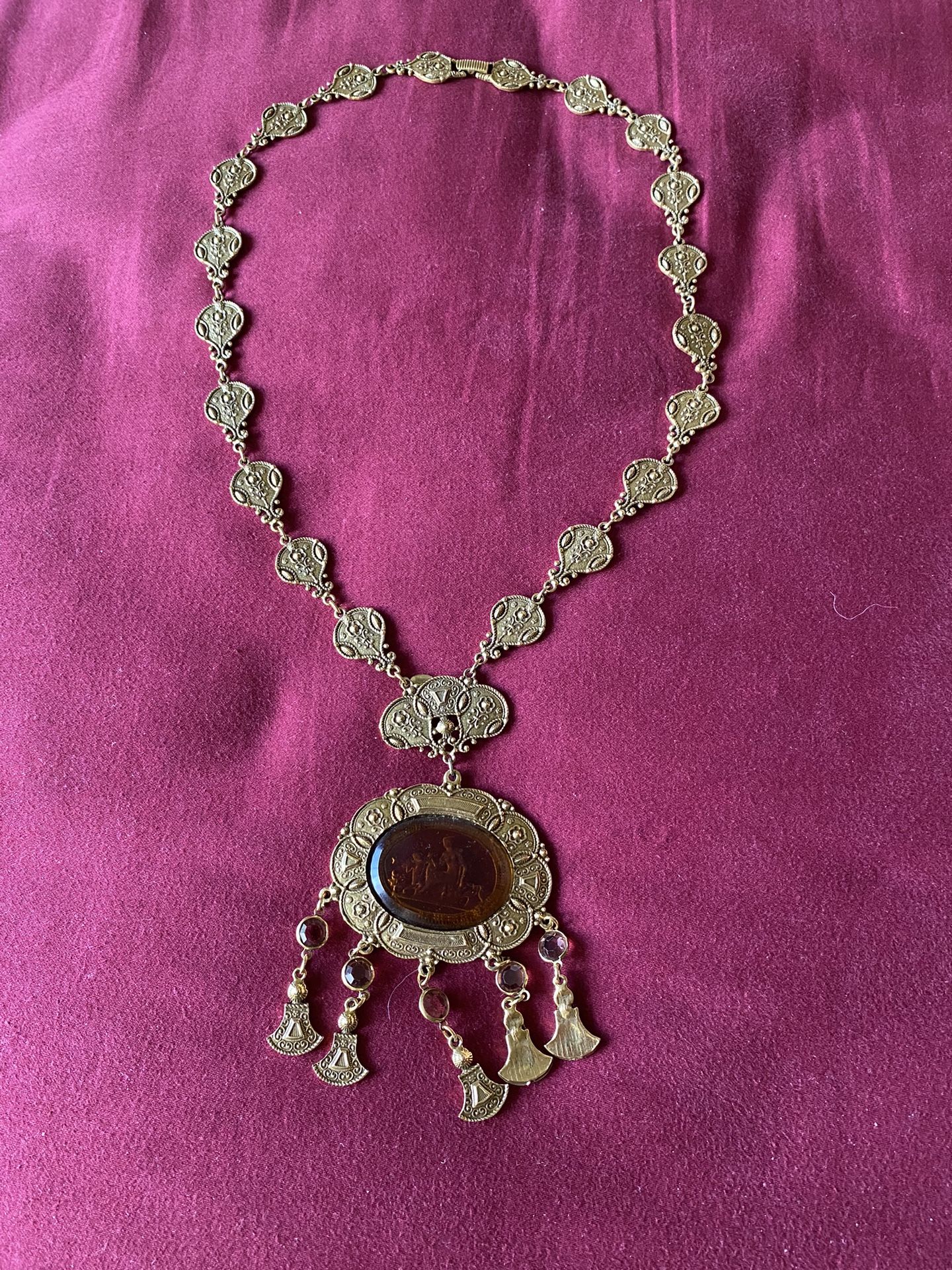 Amber Medallion Necklace 