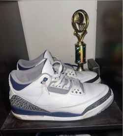 Air jordan 3 midnight navy size 11 used
