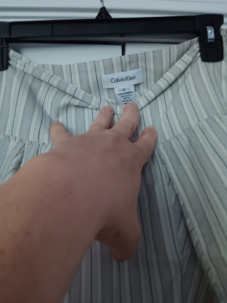 Calvin Klein Skirt Size 2