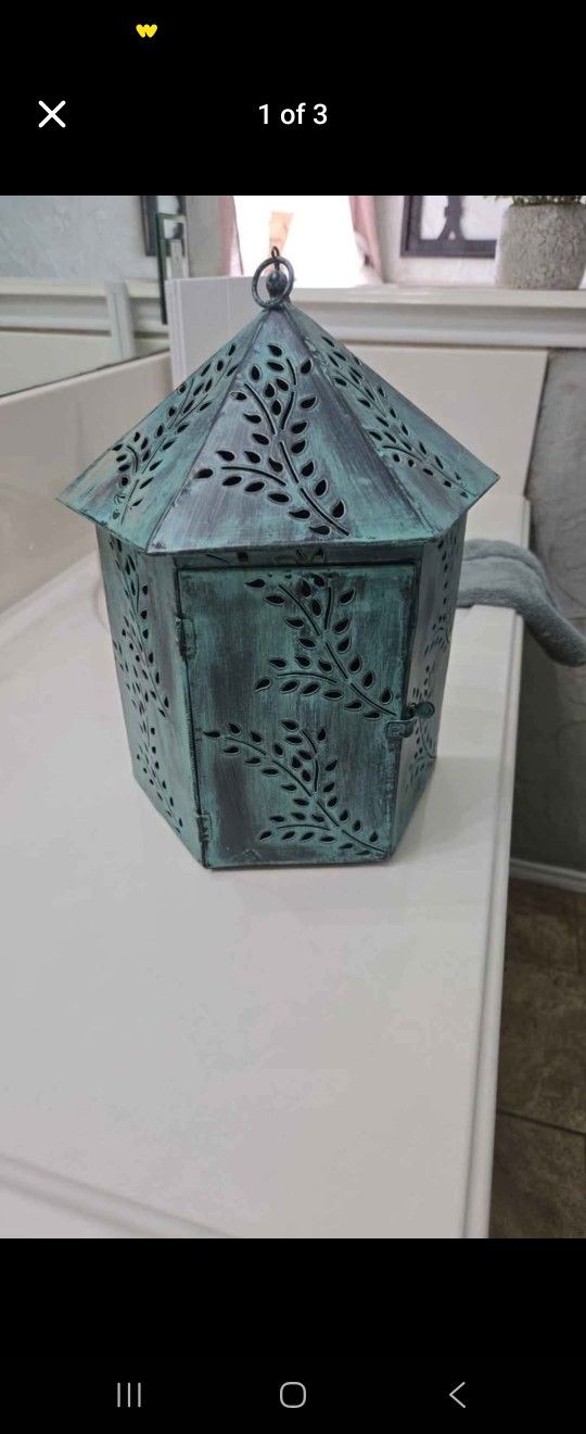 Distressed Candle Holder- Metal