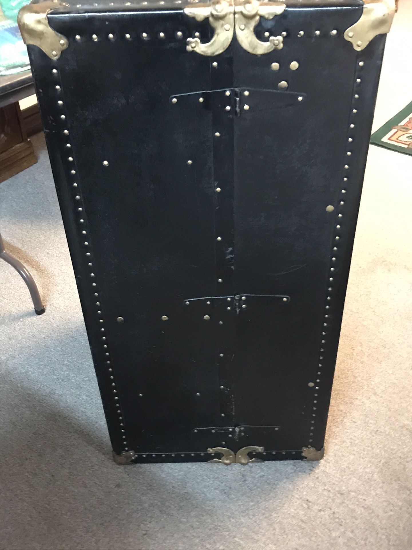 Antique Flat Top Steamer Trunk Black Wood – Vintage Arts Inc.