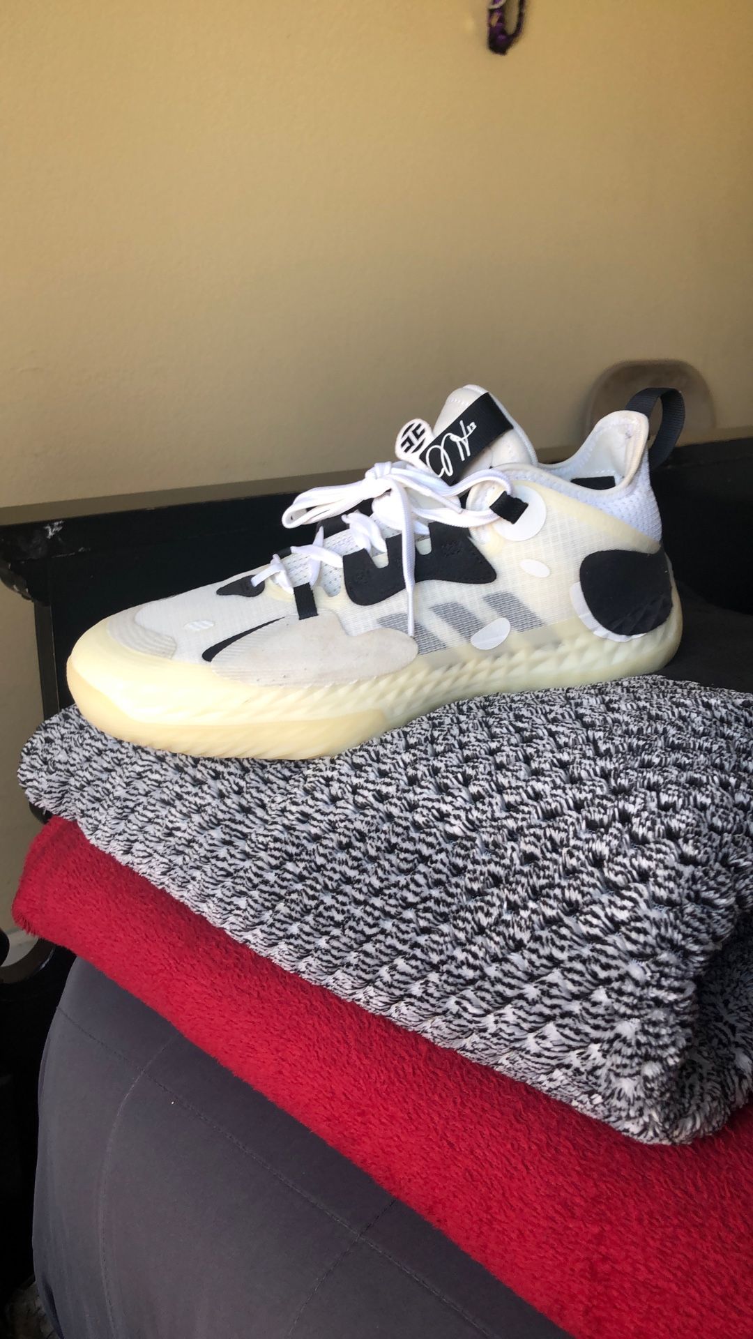Adidas Harden Vol.5