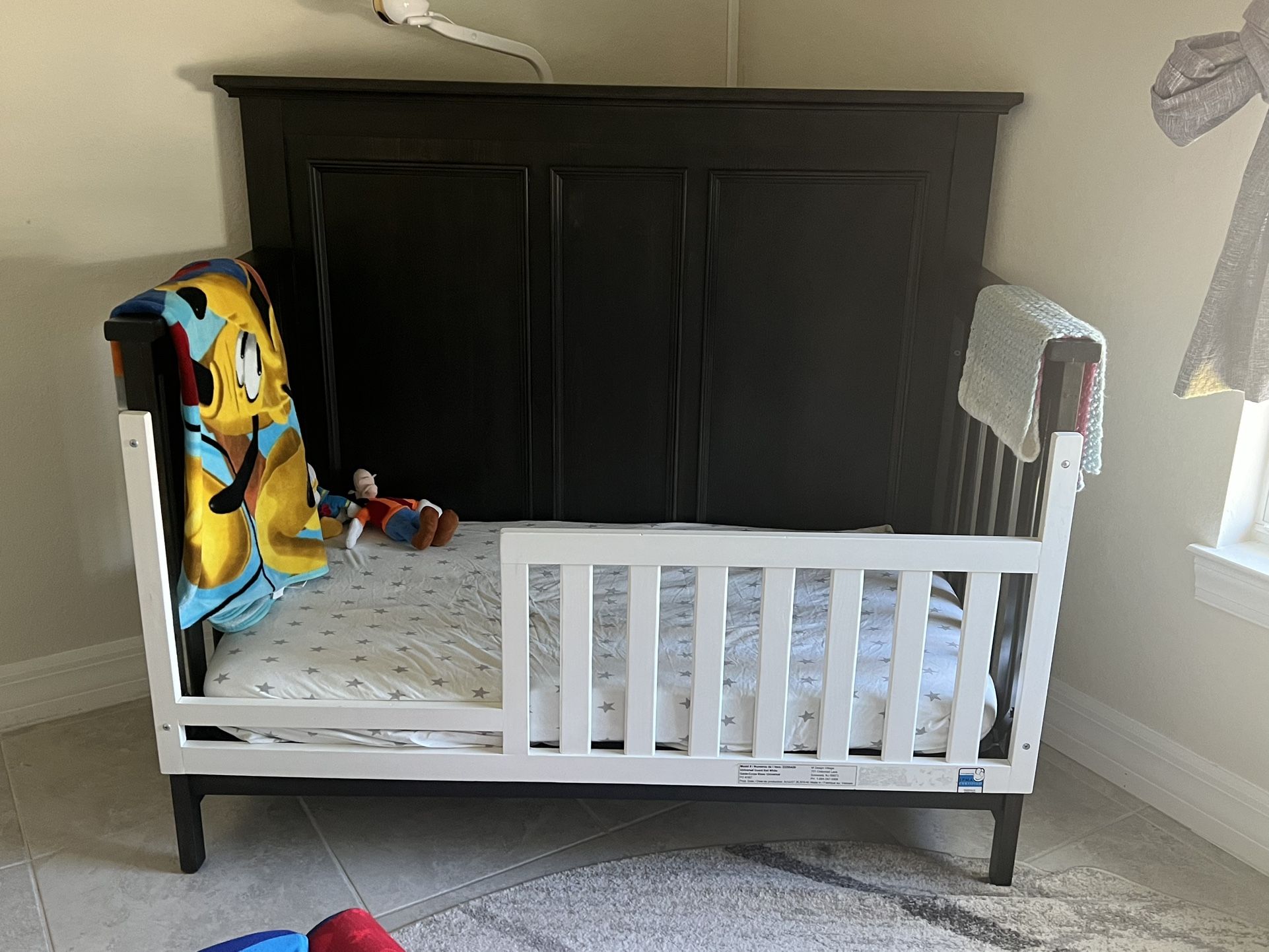 Baby/toddler Bedroom Set