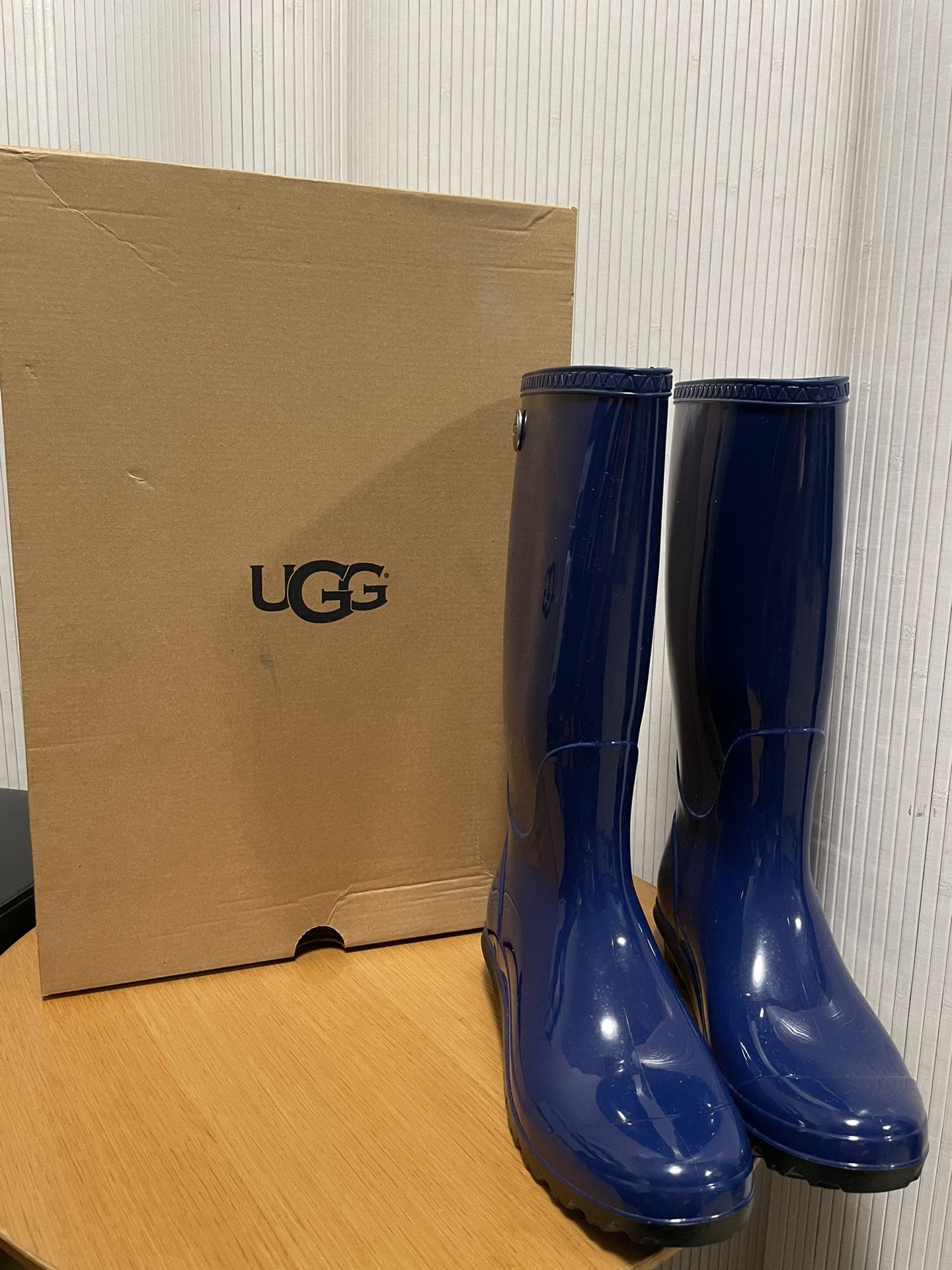 New UGG Waterproof Boots