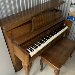 Wurlitzer Upright Piano