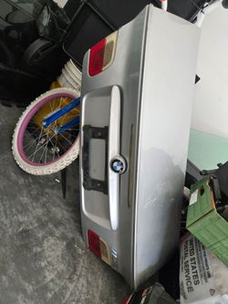 Bmw M3 trunk 2002