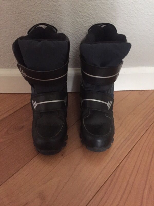 Boys snow boots