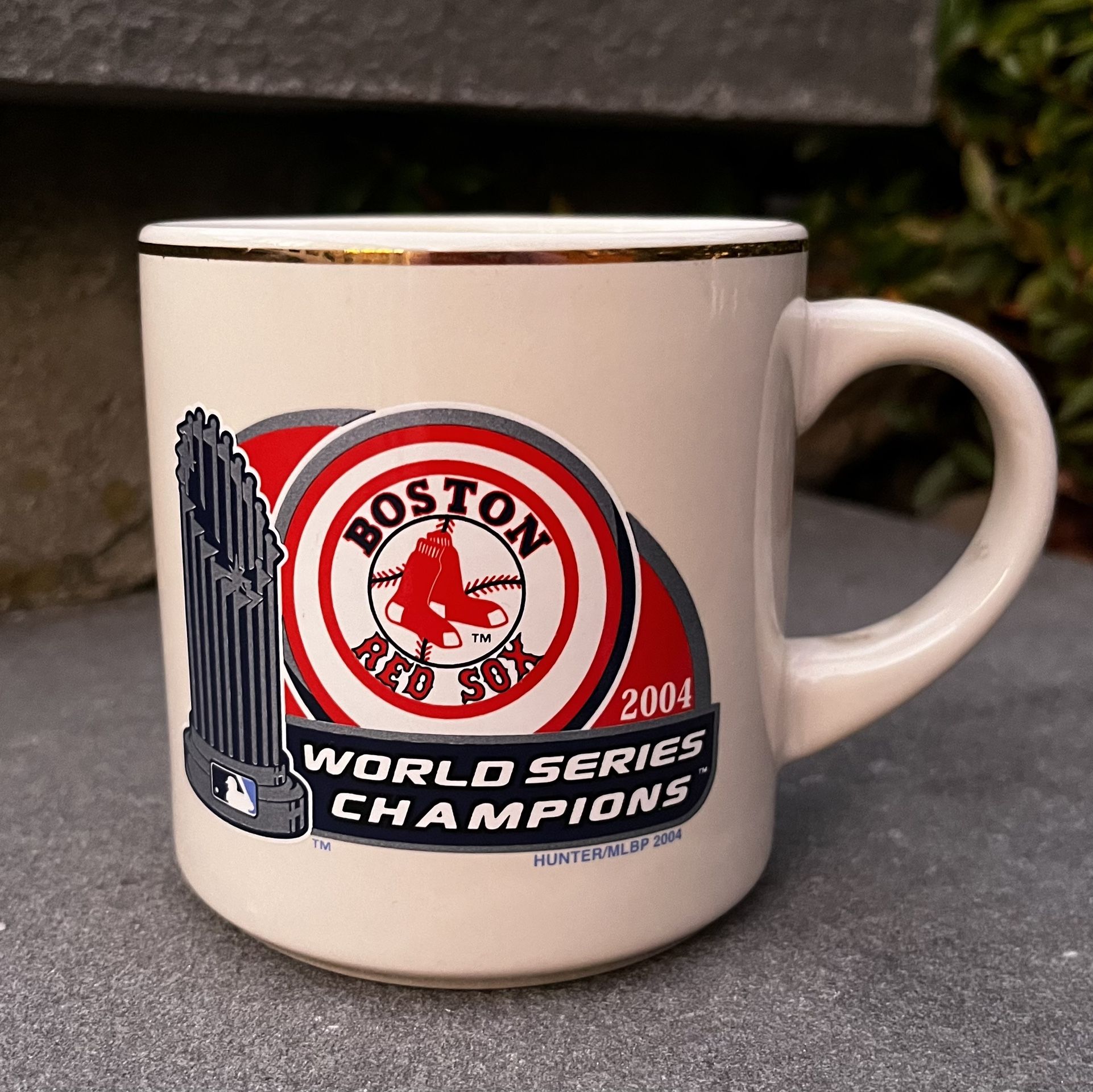 mug with gold rim - Boston Red Sox World Series Champions from 2004