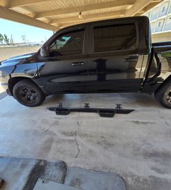 2025 RAM 1500 CREW CAB TRADESMAN SIDE STEPS