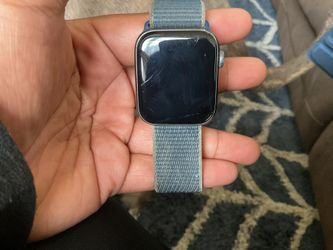 Used Series 5 Apple Watch for Sale - $115 (Trades Welcome)