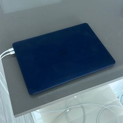 2020 MacBook Air ‘13 Inch 8gb