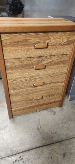 Chest of Drawers  not Heavy