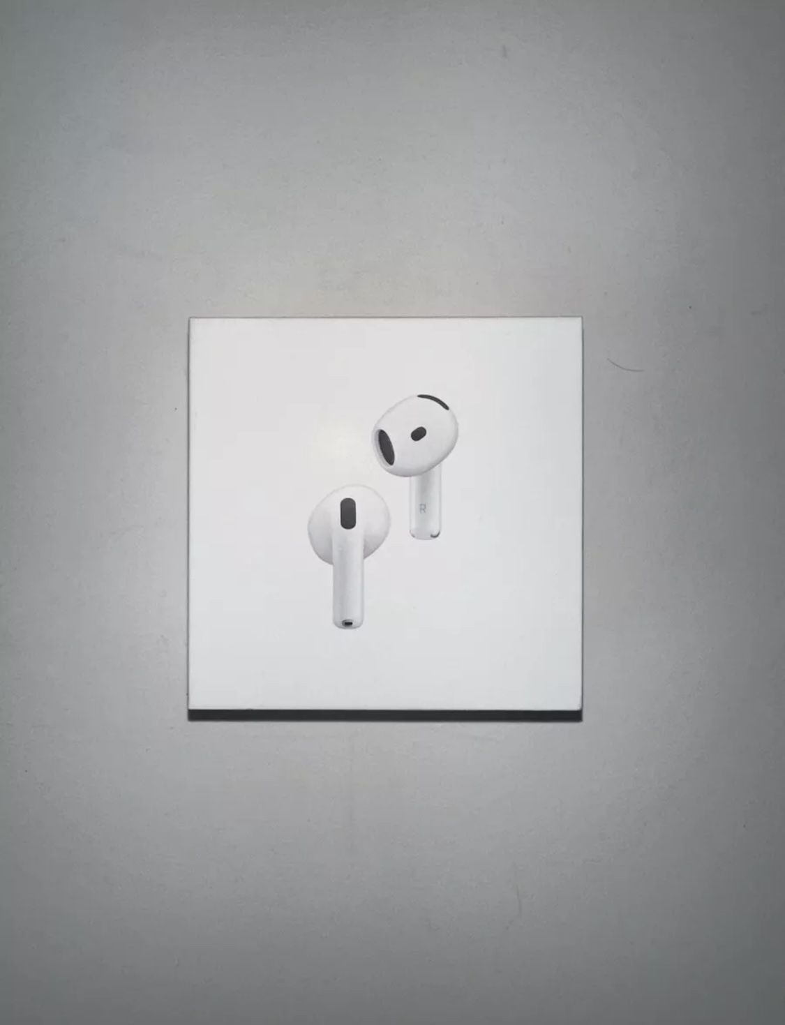 Apple AirPods (4th Generation) With Active Noise Cancellation (ANC) *SEALED*