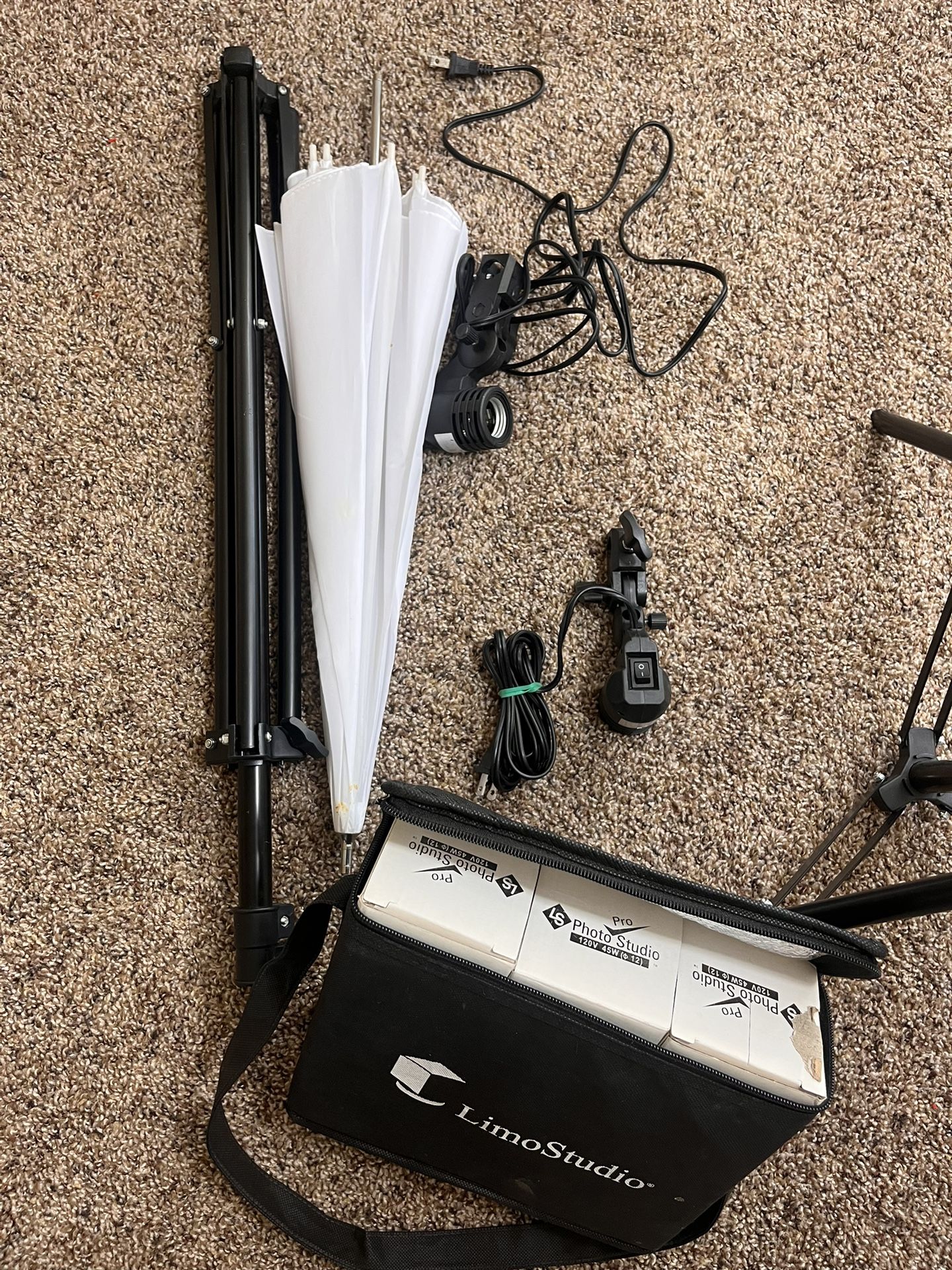 Studio Lighting Equipment 