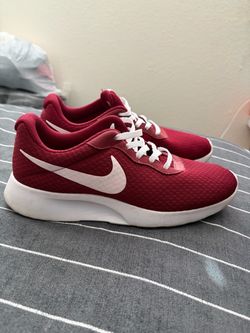 Women’s Nike shoes