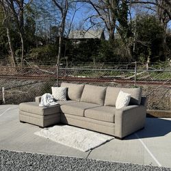 (Delivery) Like New Sectional Sofa / Couch with Chaise