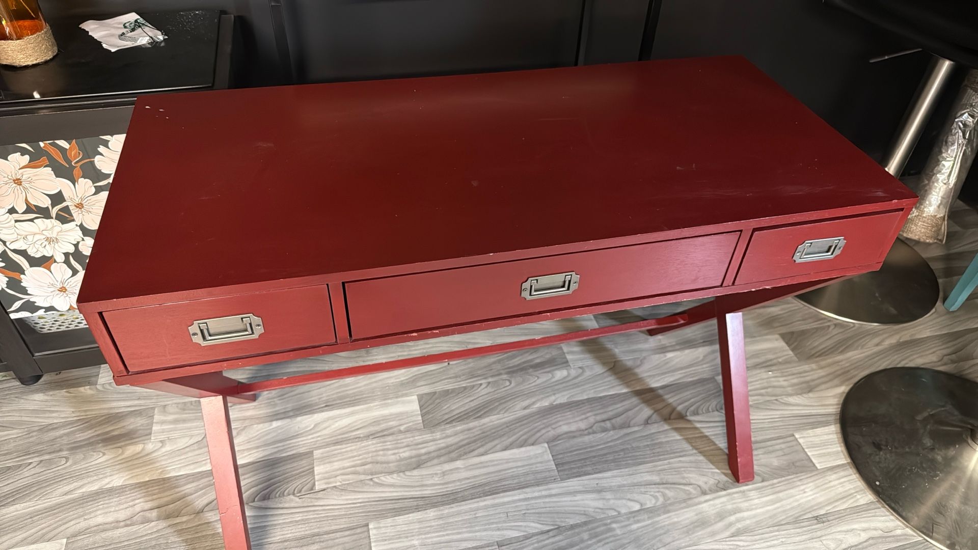 writing desk