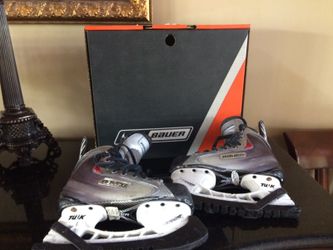Bauer kids boys hockey skates size 4.5