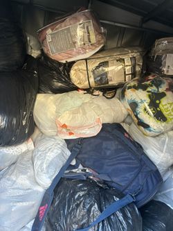 Ropa Un En Mayoreo En Bun. Estamo USA da De. Mujer Cajas. 100. Todo Un Estred Por. 1200