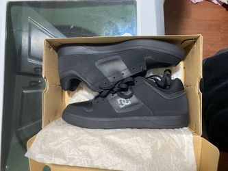 DC Skate Shoes