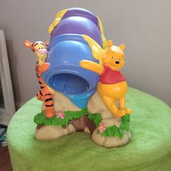 Tigger And Pooh DIXIE Cup Dispenser 
