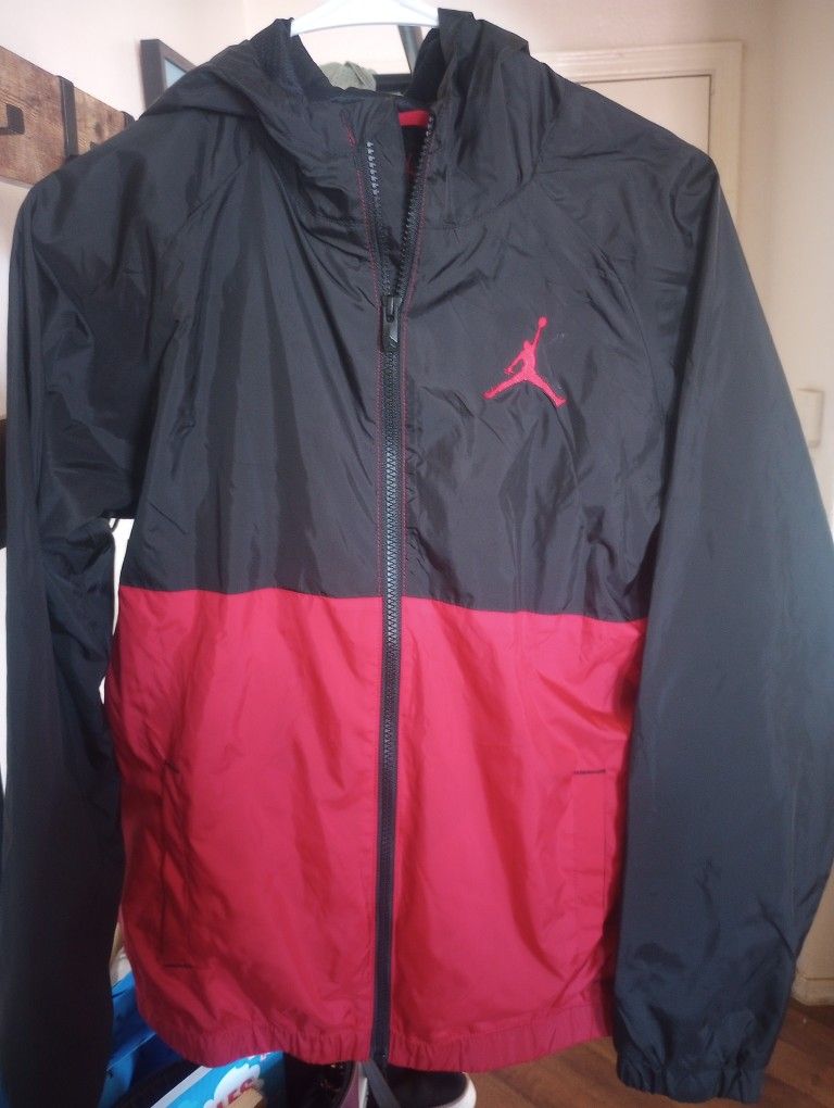 Kids Jordan Windbreaker Jacket Size 16