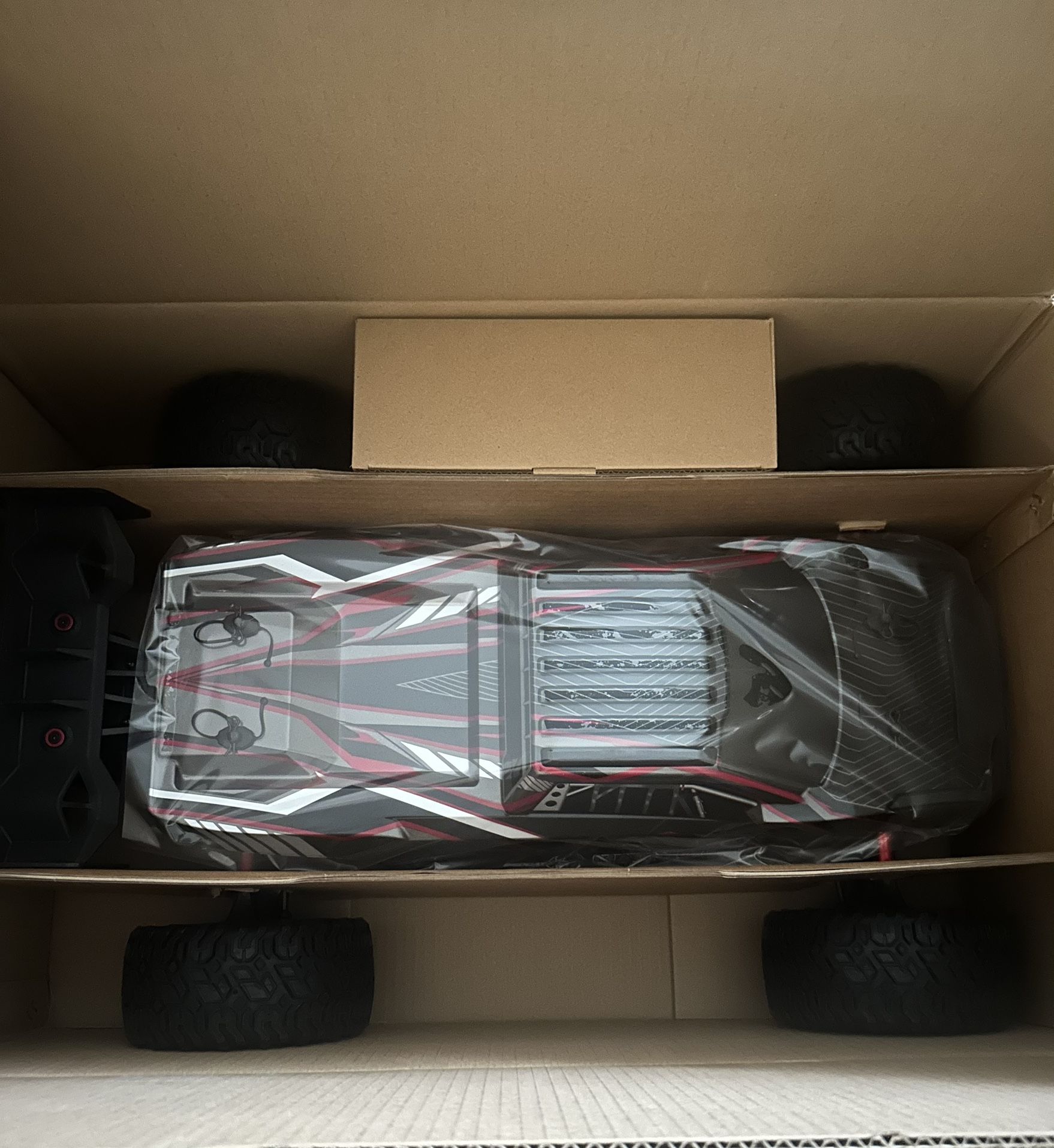 Machete 4S 1/6 Scale Brushless Monster Truck, Ready to Run, Battery and Charger not included. 