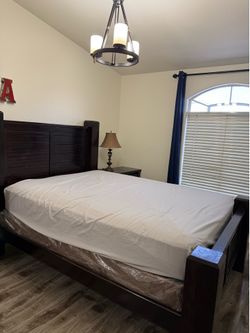 Modern/Farmhouse style bedroom set