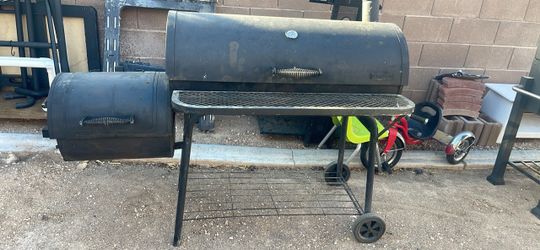 Char-Broil Offset Smoker Charcoal Grill