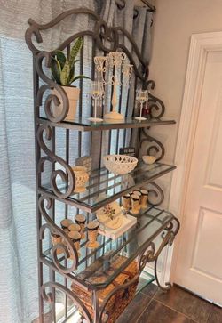 Heavy Metal & Glass Baker’s Rack