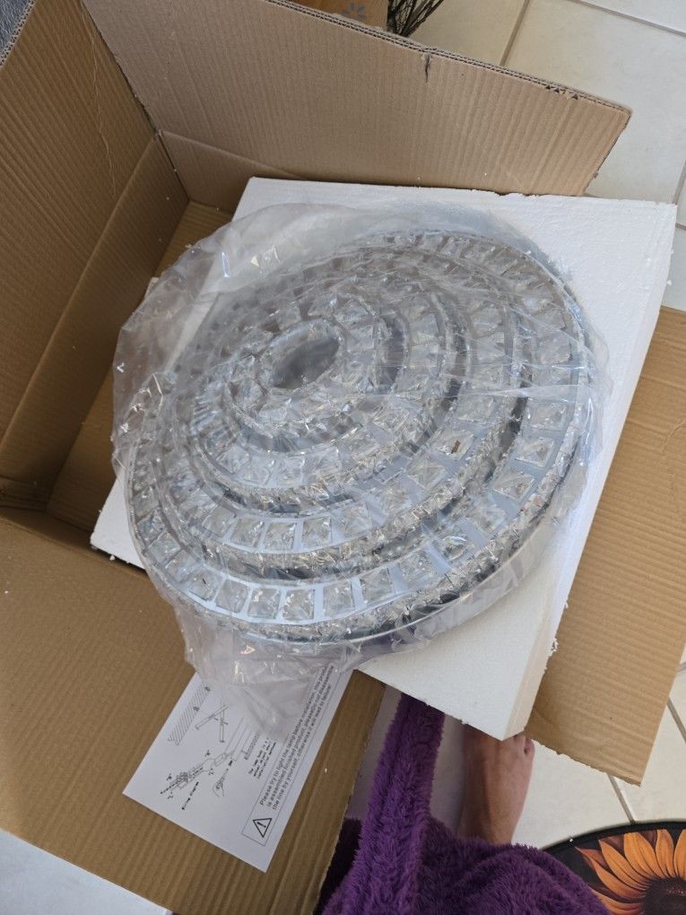Round Glass Chanelier