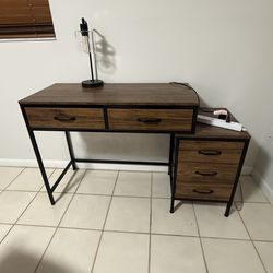 Desk and chair LIKE NEW