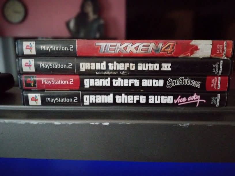 PS42 GTA TEKKEN BUNDLE WITH MEMORY CARD AND CONTROLLER $160  FINAL PRICE 